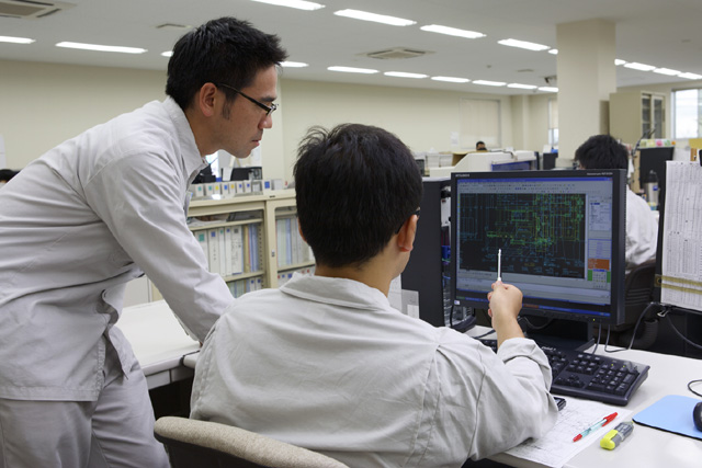 WHAT'S AIDA?　職場見学／座談会※工場見学付き
