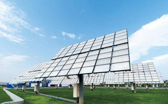 集光型太陽光発電装置（CPV）